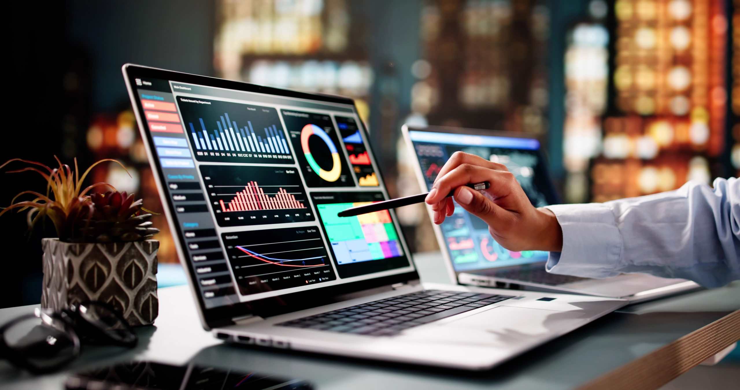 Data Analytics & Business Intelligence Data Analytics & Business Intelligence